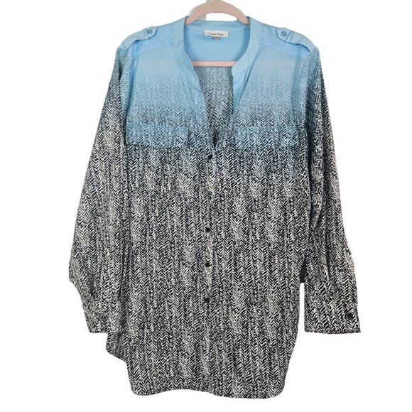Calvin Klein Tops - Calvin Klein Abstract Ombre Print Military Style Split V Neck Button Front Top